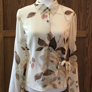 NWOT Button Down Side Tie Floral Leaf Blouse
